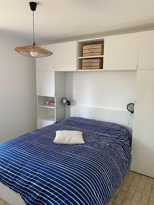 Holiday home Piscine Bord De Foret Mimizan